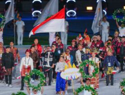 Herman Deru Bangga ketua kontingen Indonesia Promosikan Baju Adat Sumsel