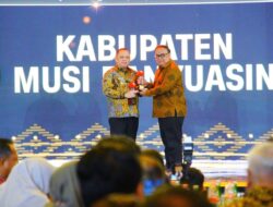 Petro Muba Holding Raih Penghargaan Outstanding Social Empowerment