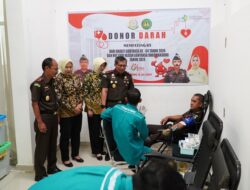 Usai Donor Darah, Kejati Sumsel Tes Urin Pegawai