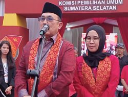 Maju Pilgub, Eddy Santana Putra-Riezky Aprilia Mendaftarkan Diri ke KPU Sumsel