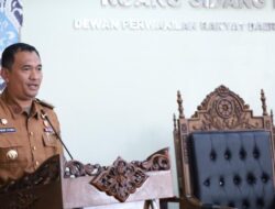 Paripurna DPRD, Pj Wako Pangkalpinang Sampaikan Rancangan Perubahan KUA-APBD dan Perubahan PPAS-APBD TA 2024